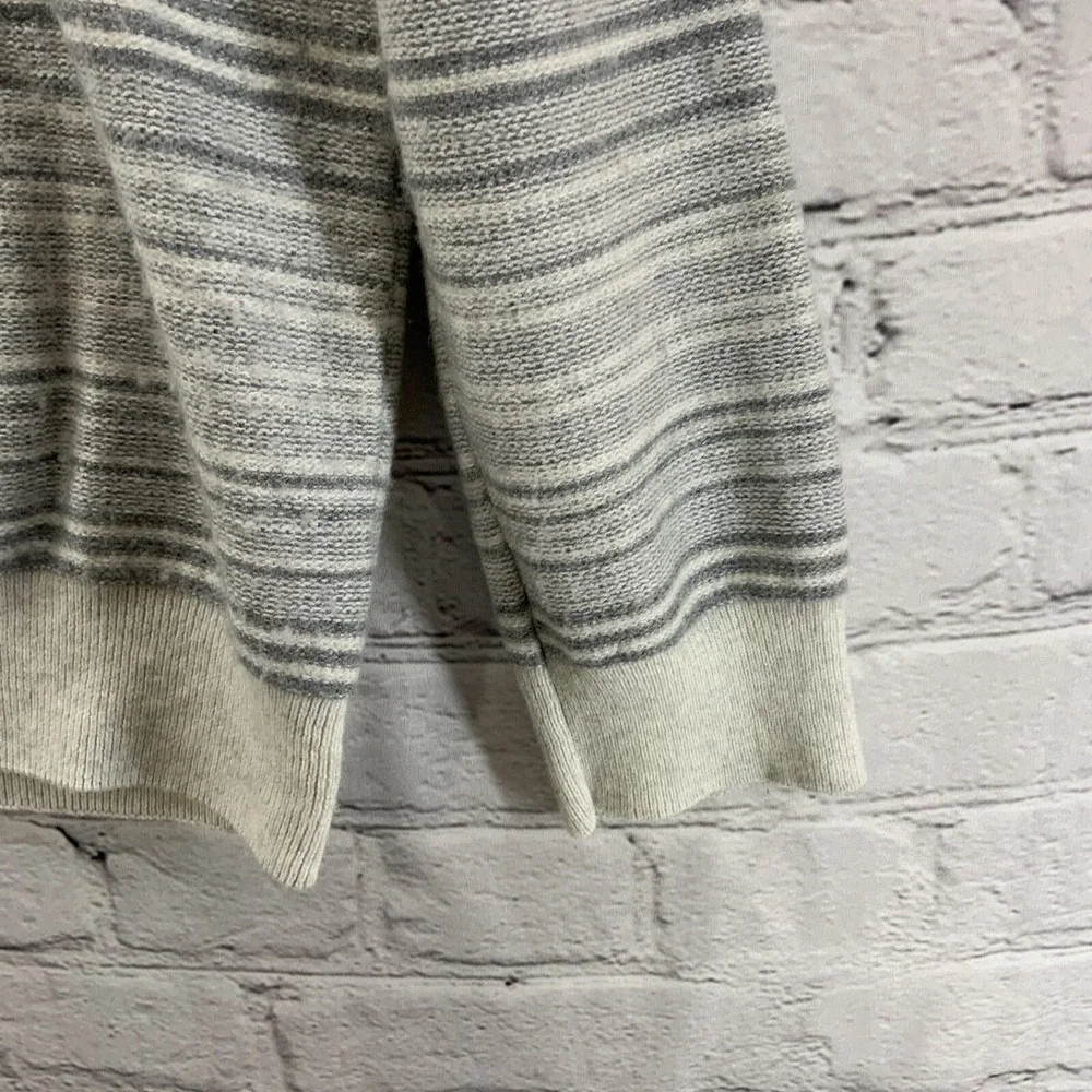 Perry Ellis Sweater‎ Merino Wool Blend Mens Sz L Gray Striped Pullover Henley